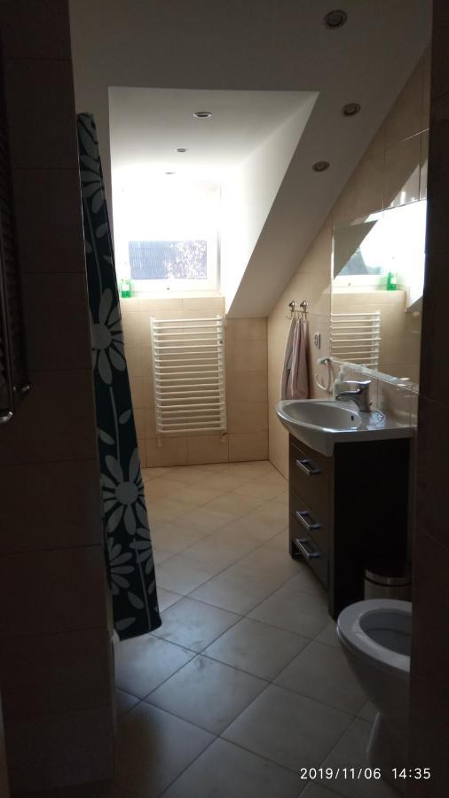 Apartament W Domu Na Wsi Томашув-Лубелскі Екстер'єр фото