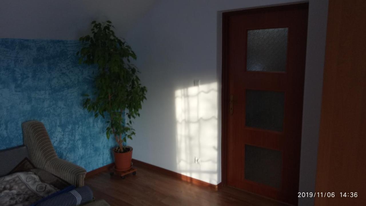 Apartament W Domu Na Wsi Томашув-Лубелскі Екстер'єр фото